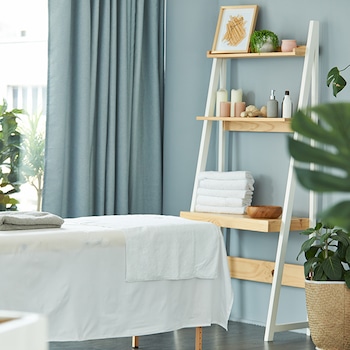 Jasmine Sanders, Valentine's Day Gift Guide